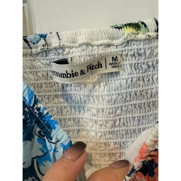 Abercrombie & Fitch size medium white and floral top - Picture 6 of 8